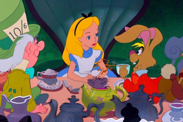 ALICIA EN EL PAÍS DE LAS MARAVILLAS [24593]